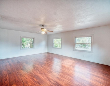 2317 Harris Street - Photo Thumbnail 14