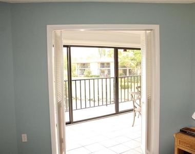 6472 Seagull Drive - Photo Thumbnail 16
