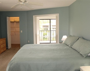 6472 Seagull Drive - Photo Thumbnail 13