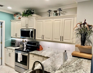 5635 Whitehead Street - Photo Thumbnail 19