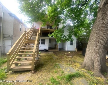 611 S Webster - Photo Thumbnail 2