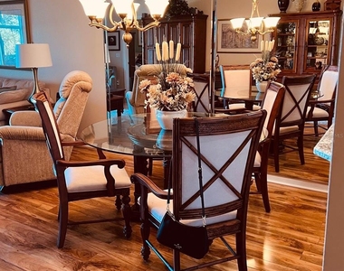 8750 Olde Hickory Avenue - Photo Thumbnail 4