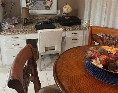 8750 Olde Hickory Avenue - Photo Thumbnail 3