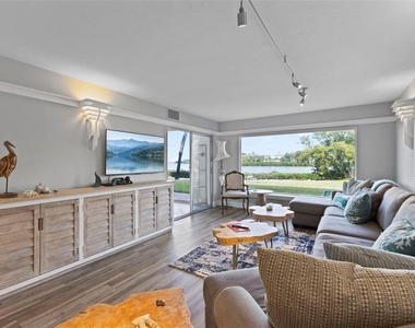 3330 Gulf Of Mexico Drive - Photo Thumbnail 2
