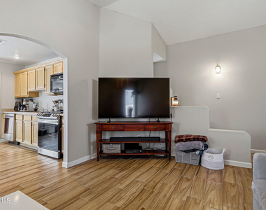 12928 Alfredo Apodaca Drive - Photo Thumbnail 9