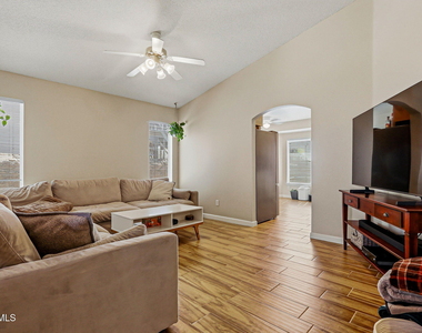 12928 Alfredo Apodaca Drive - Photo Thumbnail 6