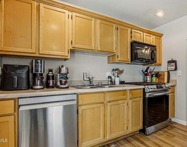 12928 Alfredo Apodaca Drive - Photo Thumbnail 14