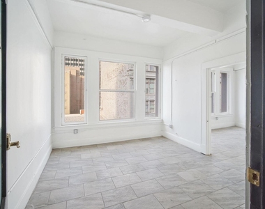 115 N Mesa Street - Photo Thumbnail 18