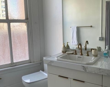 115 N Mesa Street - Photo Thumbnail 50