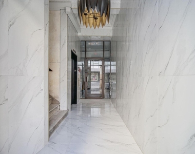 115 N Mesa Street - Photo Thumbnail 4