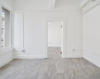 115 N Mesa Street - Photo Thumbnail 19