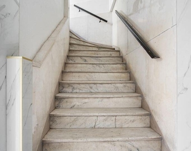 115 N Mesa Street - Photo Thumbnail 6