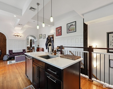 591 Orange Street - Photo Thumbnail 7