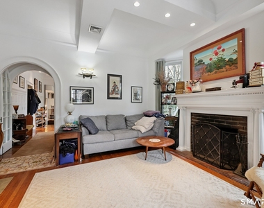 591 Orange Street - Photo Thumbnail 8
