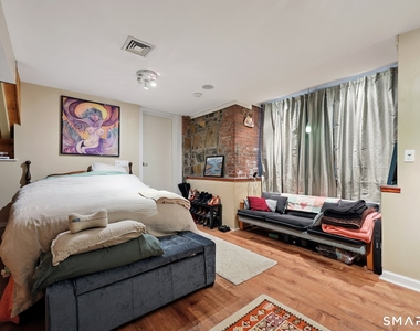 591 Orange Street - Photo Thumbnail 16