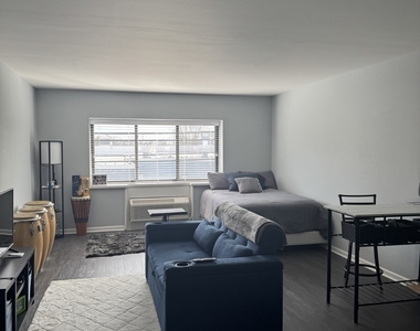 7 Winfield Street - Photo Thumbnail 1