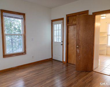 51 Osborne Avenue - Photo Thumbnail 13