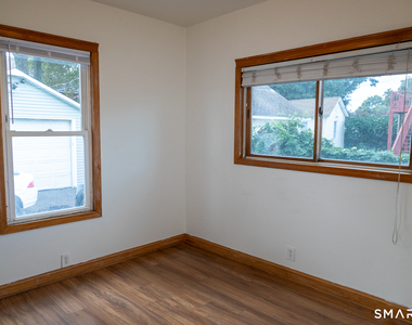 51 Osborne Avenue - Photo Thumbnail 8