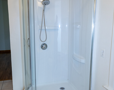 51 Osborne Avenue - Photo Thumbnail 12