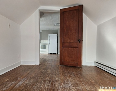 21 Sigourney Street - Photo Thumbnail 7
