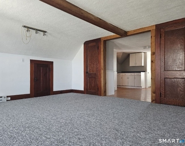 21 Sigourney Street - Photo Thumbnail 17