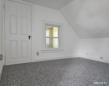 21 Sigourney Street - Photo Thumbnail 11