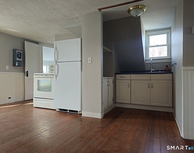 21 Sigourney Street - Photo Thumbnail 3