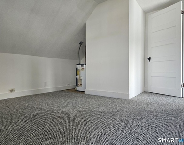 21 Sigourney Street - Photo Thumbnail 12