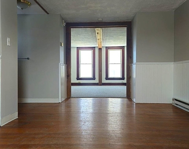 21 Sigourney Street - Photo Thumbnail 13