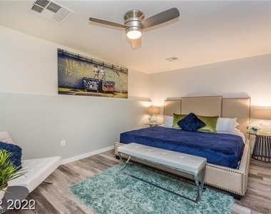 7067 Westpark Court - Photo Thumbnail 15