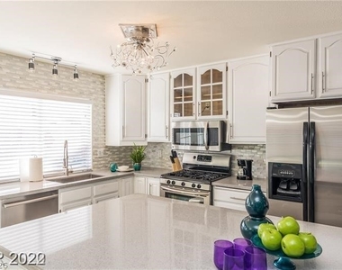 7067 Westpark Court - Photo Thumbnail 7