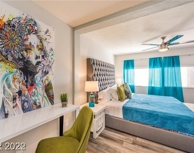 7067 Westpark Court - Photo Thumbnail 10