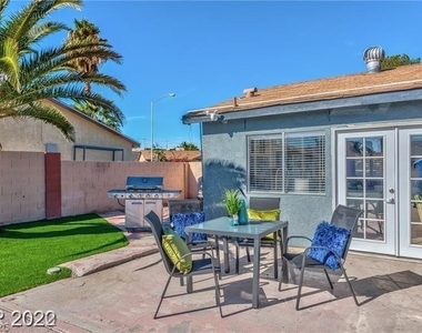 7067 Westpark Court - Photo Thumbnail 18