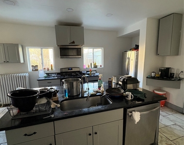 171 Chapin Street - Photo Thumbnail 9