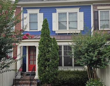 6166 Holly Park Lane Se - Photo Thumbnail 16