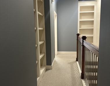 6166 Holly Park Lane Se - Photo Thumbnail 12