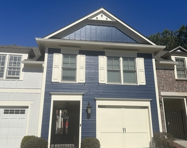 6166 Holly Park Lane Se - Photo Thumbnail 1