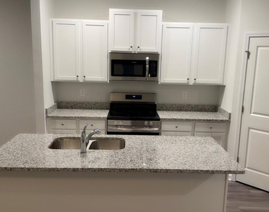 122 Brexley Drive - Photo Thumbnail 5