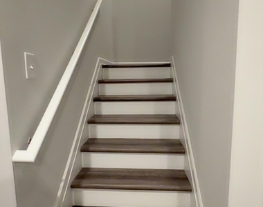122 Brexley Drive - Photo Thumbnail 10