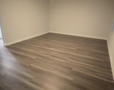 122 Brexley Drive - Photo Thumbnail 24