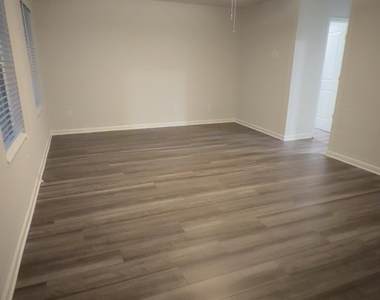 122 Brexley Drive - Photo Thumbnail 25