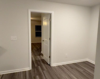 122 Brexley Drive - Photo Thumbnail 19