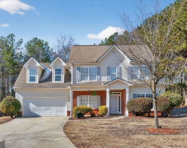 1136 Mason Lee Avenue - Photo Thumbnail 1