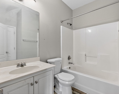 1136 Mason Lee Avenue - Photo Thumbnail 25