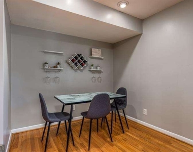 3501 Roswell Road Ne - Photo Thumbnail 4