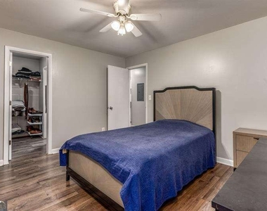 3501 Roswell Road Ne - Photo Thumbnail 8
