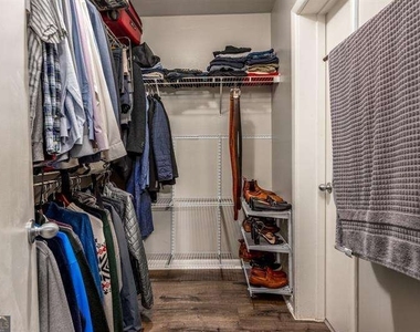 3501 Roswell Road Ne - Photo Thumbnail 9