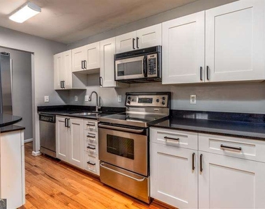 3501 Roswell Road Ne - Photo Thumbnail 5