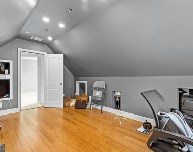 293 Jordan Street Se - Photo Thumbnail 13
