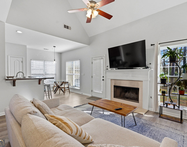 293 Jordan Street Se - Photo Thumbnail 3